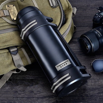 Tourism Large-capacity Stainless Steel Outdoor Water Bottle